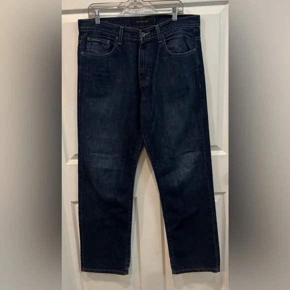 Calvin Klein Jeans Men’s Size 34x32 Denim Blue Jeans Relaxed Straight Leg - Picture 1 of 9
